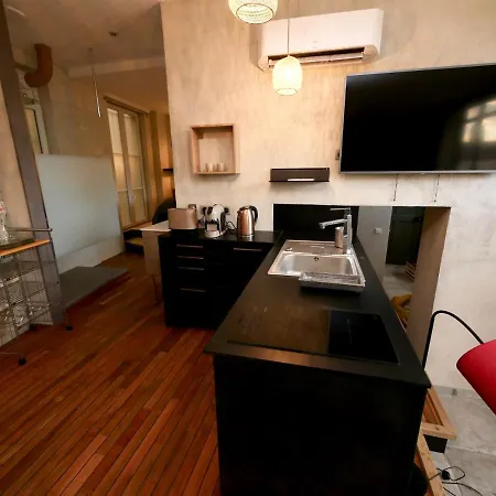 Privatif At Grenoble